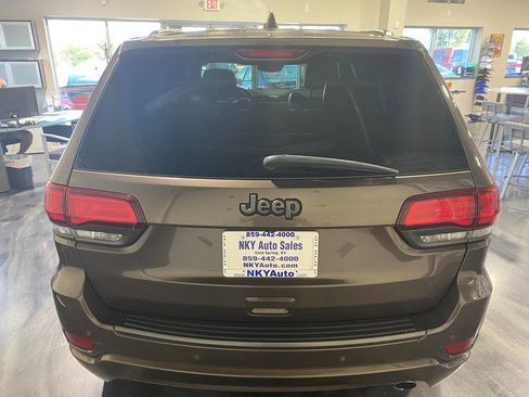Used 2021 Jeep Grand Cherokee Limited image 5
