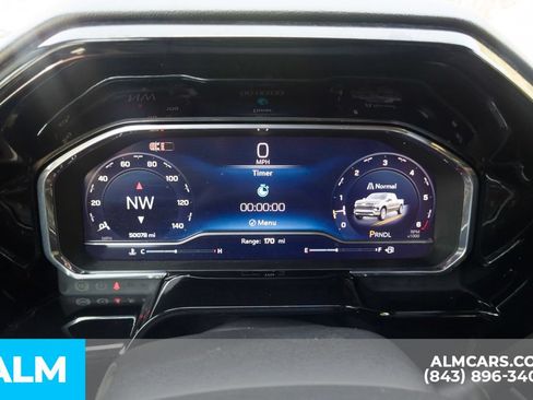 Used 2025 Chevrolet Silverado 1500 LT RWD image 34