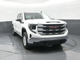 Used 2023 GMC Sierra 1500 SLE image 3