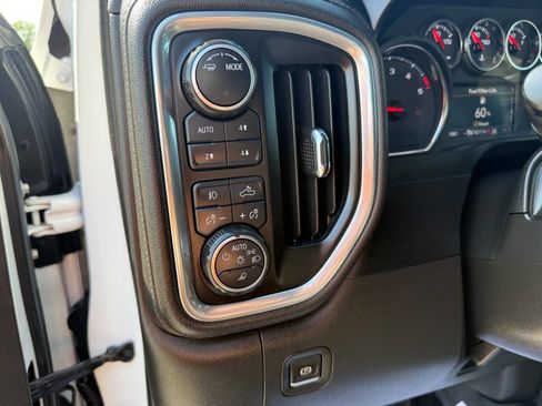 Used 2022 Chevrolet Silverado 2500 LTZ w/ Safety Package AWD/4WD image 17