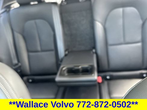 Used 2026 Volvo XC40 B5 Plus AWD/4WD image 11