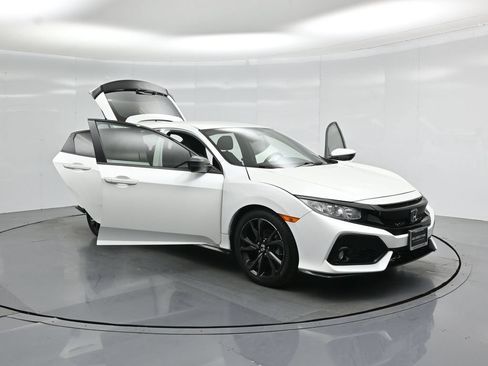 Used 2018 Honda Civic Sport image 25