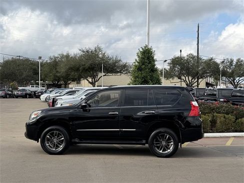 Used 2013 Lexus GX 460 image 4