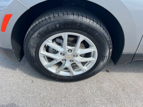 Used 2024 Chevrolet Equinox LT AWD/4WD image 15