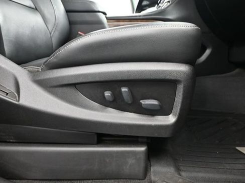 Used 2019 Chevrolet Tahoe LT w/ RST Edition AWD/4WD image 59