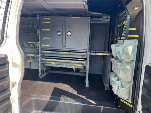 Used 2012 Chevrolet Express 2500 RWD image 9