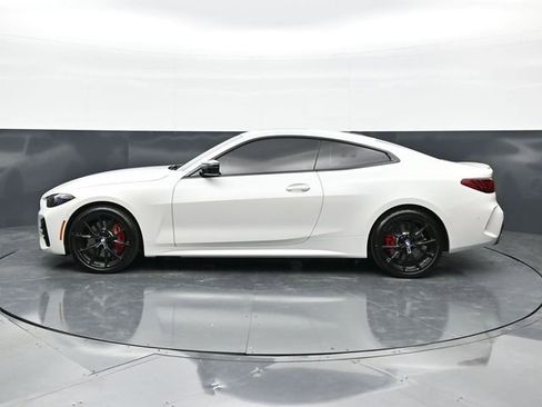 Used 2025 BMW 440i xDrive Coupe w/ Premium Package AWD/4WD image 4