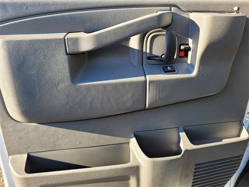 New 2024 GMC Savana 2500 w/ Driver Convenience Package image 19