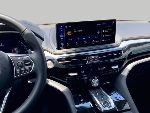 Certified 2026 Acura MDX FWD w/ Technology Package image 7