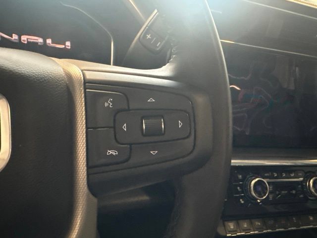 Used 2025 GMC Sierra 3500 Denali AWD/4WD image 34
