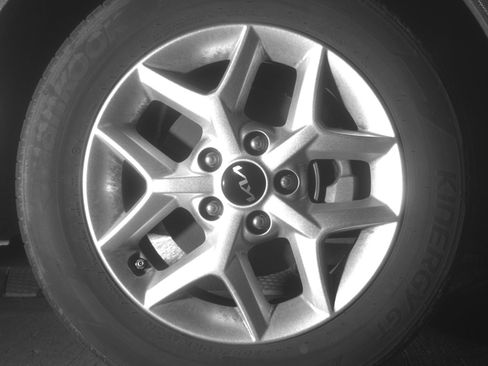 Used 2025 Kia Soul LX w/ LX Technology Package image 18