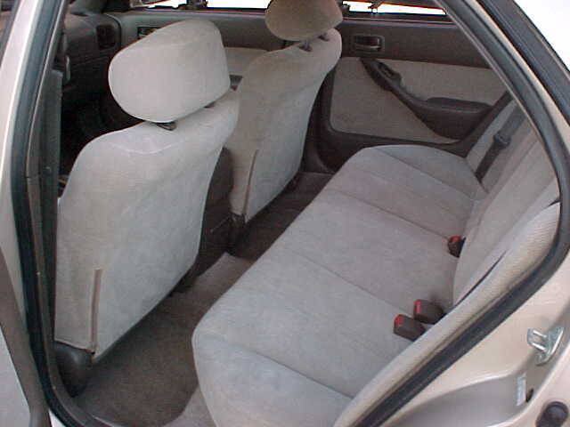 Used 1996 Toyota Camry LE w/ Elite Pkg FWD image 31