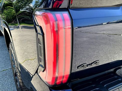 Used 2023 Toyota Tundra Platinum image 44