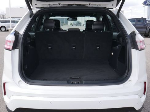 Used 2021 Ford Edge ST-Line w/ Class II Trailer Tow Package AWD/4WD image 17