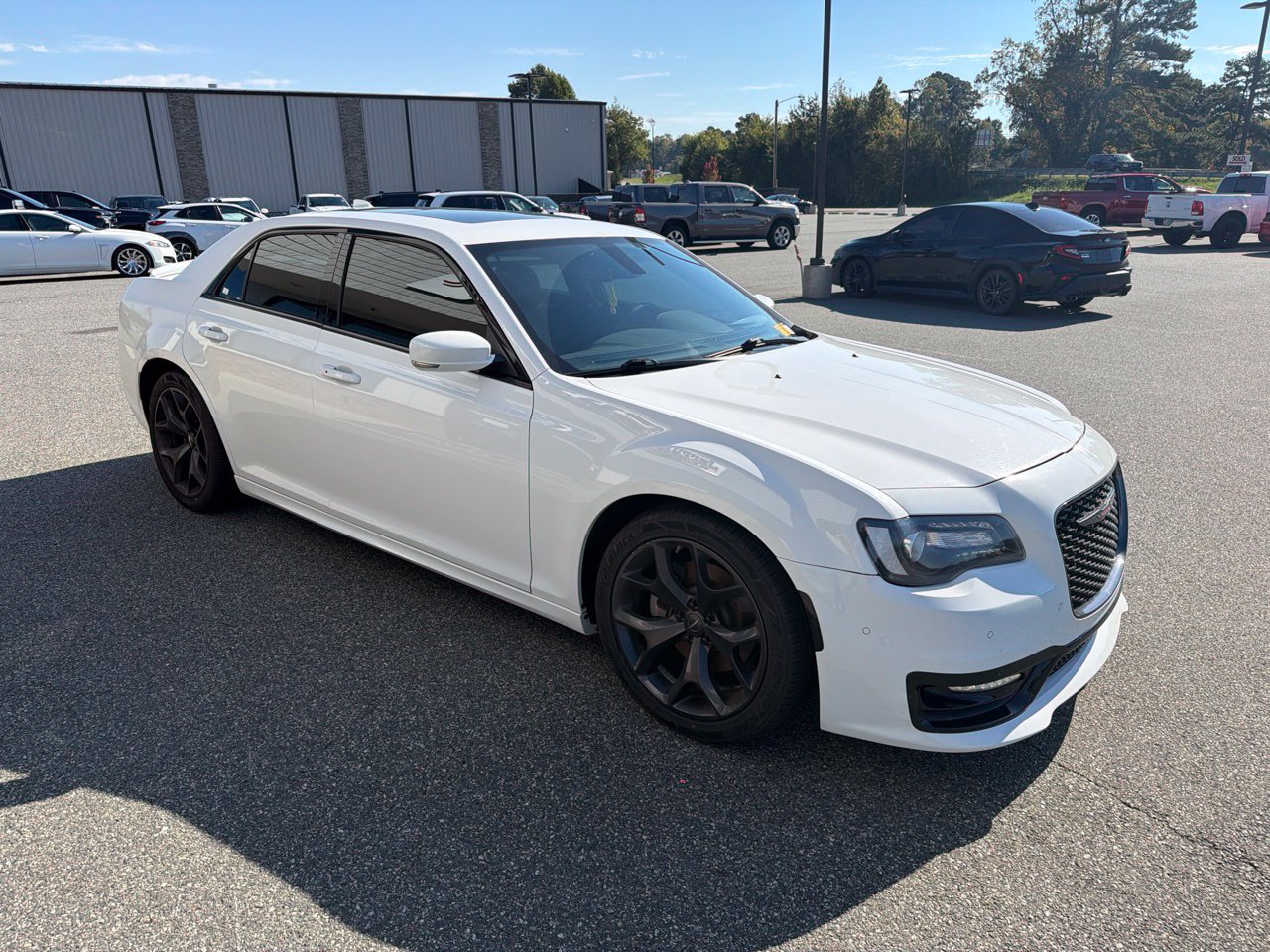 Used 2022 Chrysler 300 S RWD image 8