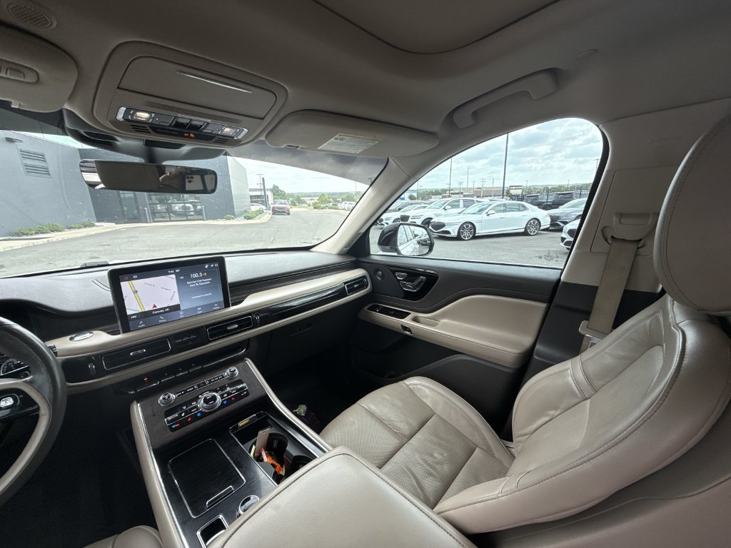 Used 2022 Lincoln Aviator Reserve w/ Elements Package Plus AWD/4WD image 15