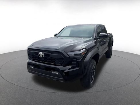 Used 2025 Toyota Tacoma TRD Off-Road image 8