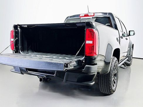 Used 2022 Chevrolet Colorado Z71 w/ Z71 Midnight Edition AWD/4WD image 25