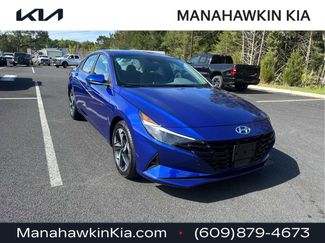 Used 2023 Hyundai Elantra SEL w/ Convenience Package image 1