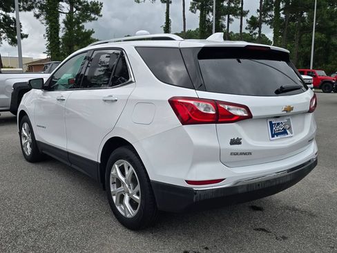Certified 2021 Chevrolet Equinox Premier w/ LPO, Cargo Package FWD image 3