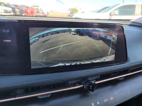 Used 2024 Nissan Ariya AWD image 17