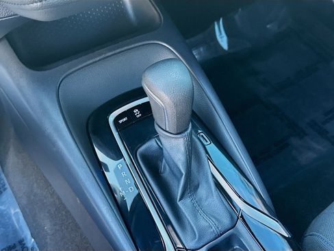 Used 2021 Toyota Corolla SE image 15