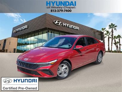Used 2025 Hyundai Elantra SE