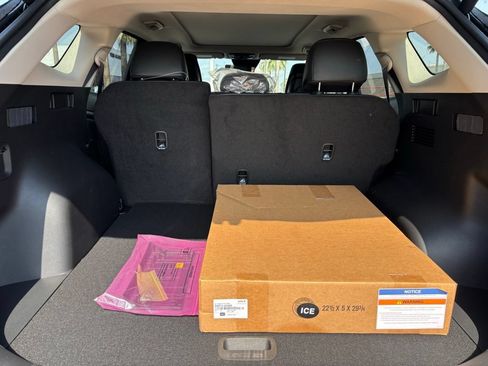 New 2025 Kia Sorento S w/ Panoramic Sunroof Package FWD image 19