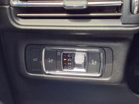 Used 2022 Lincoln Corsair FWD image 19