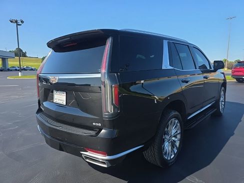 Used 2022 Cadillac Escalade Premium Luxury RWD image 5