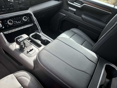 Certified 2026 GMC Sierra 1500 Denali AWD/4WD image 21