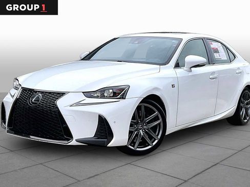 Used 2018 Lexus IS 300 F Sport w/ F Sport Package RWD image 1