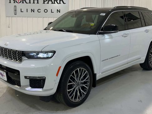 Used 2025 Jeep Grand Cherokee L Summit image 5