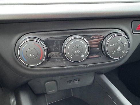 New 2026 Chevrolet Trax LS image 14