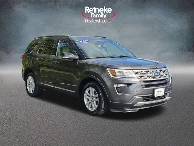 Used 2018 Ford Explorer XLT w/ Equipment Group 202A AWD/4WD image 3
