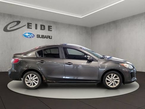 Used 2013 MAZDA MAZDA3 i Touring FWD image 9
