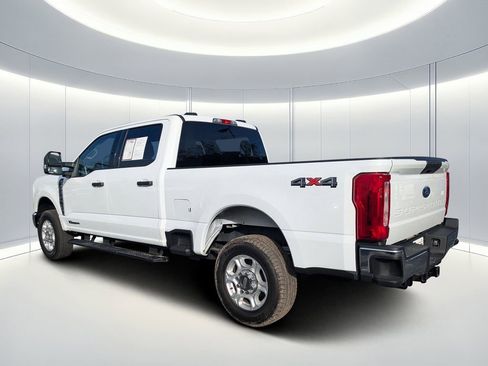 Used 2025 Ford F250 XLT image 6