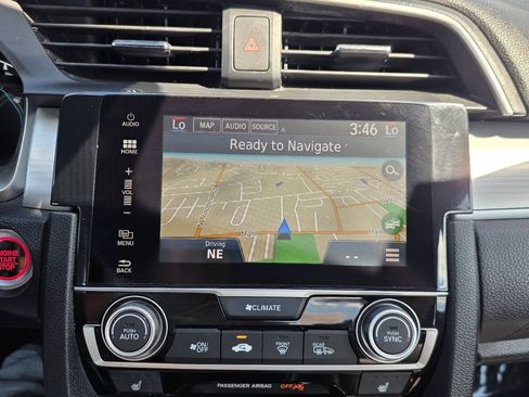 Used 2016 Honda Civic Touring image 21