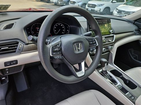 Used 2020 Honda Accord EX image 26