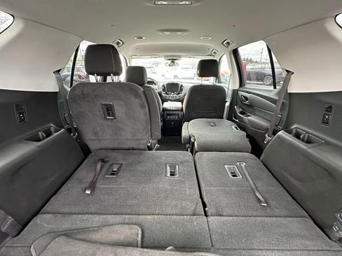 Used 2019 Chevrolet Traverse LT image 20