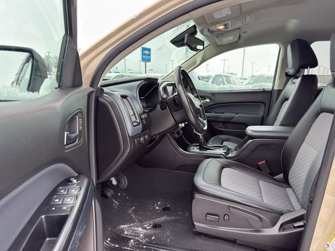 Certified 2022 Chevrolet Colorado Z71 w/ Safety Package image 11