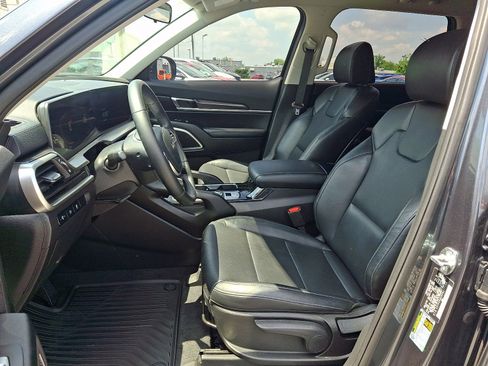 Used 2023 Kia Telluride LX AWD/4WD image 12