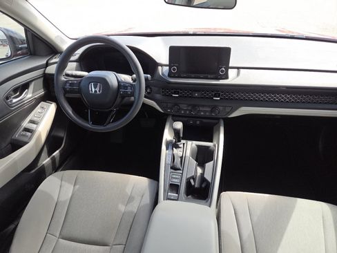 Used 2025 Honda Accord SE image 22