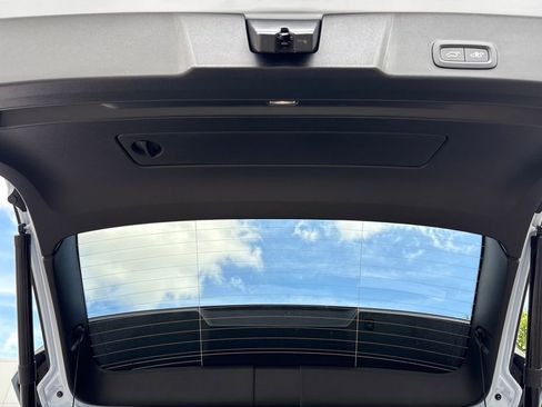 New 2026 Volvo XC40 B5 Plus w/ Protection Package Premier image 20