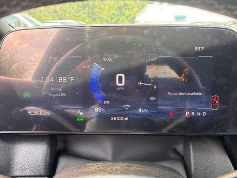Used 2025 Chevrolet Equinox EV LT w/ Convenience Package AWD/4WD image 23