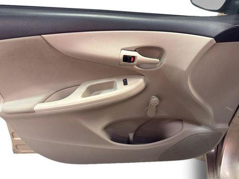 Used 2011 Toyota Corolla FWD image 15