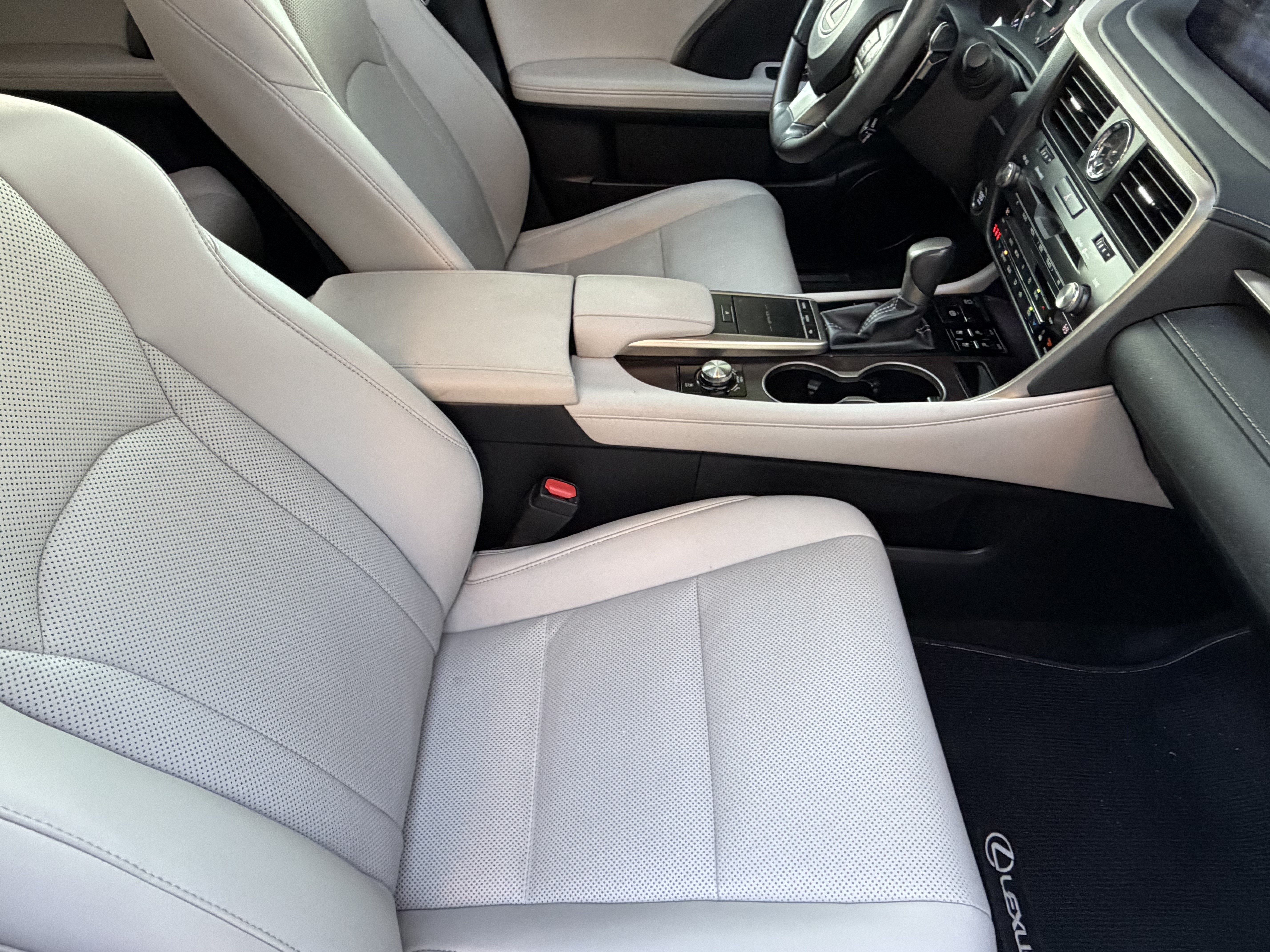Used 2020 Lexus RX 350 FWD w/ Premium Package image 42