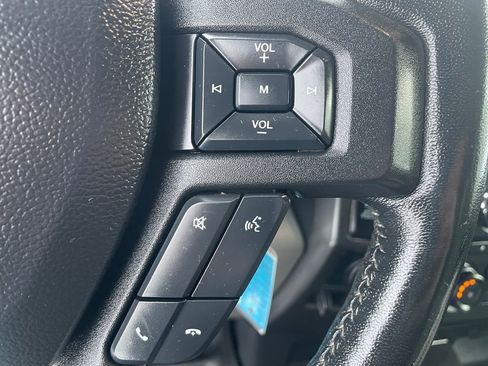 Used 2018 Ford F150 XLT w/ Equipment Group 302A Luxury image 17