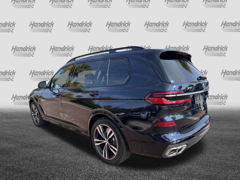 Used 2025 BMW X7 M60i AWD/4WD image 8