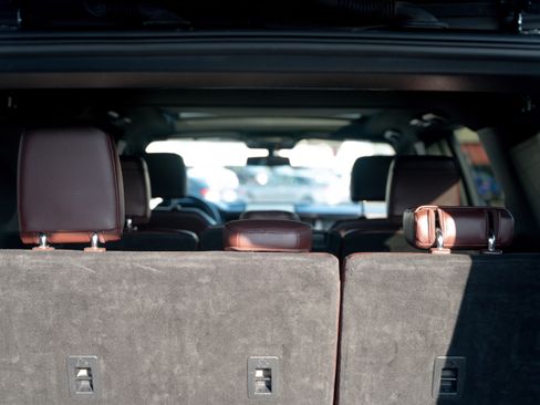 Used 2024 Ford Expedition Max Limited image 30